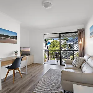 1 Bedroom Unit In 4 Star Tropical In Apartment Noosaville